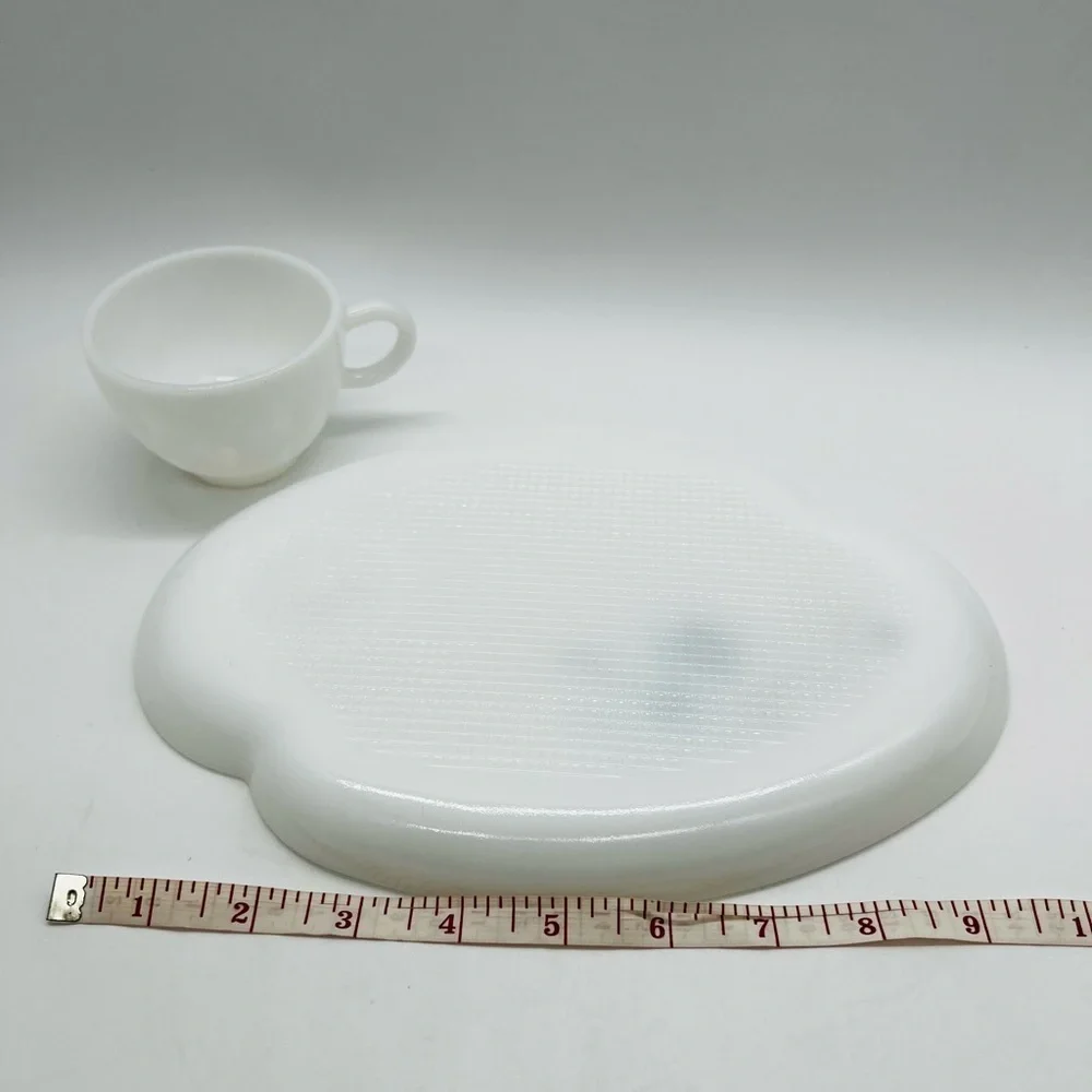 Federal Glass Atomic Elegant White Tea Set with Floral DesignMid Century Modern